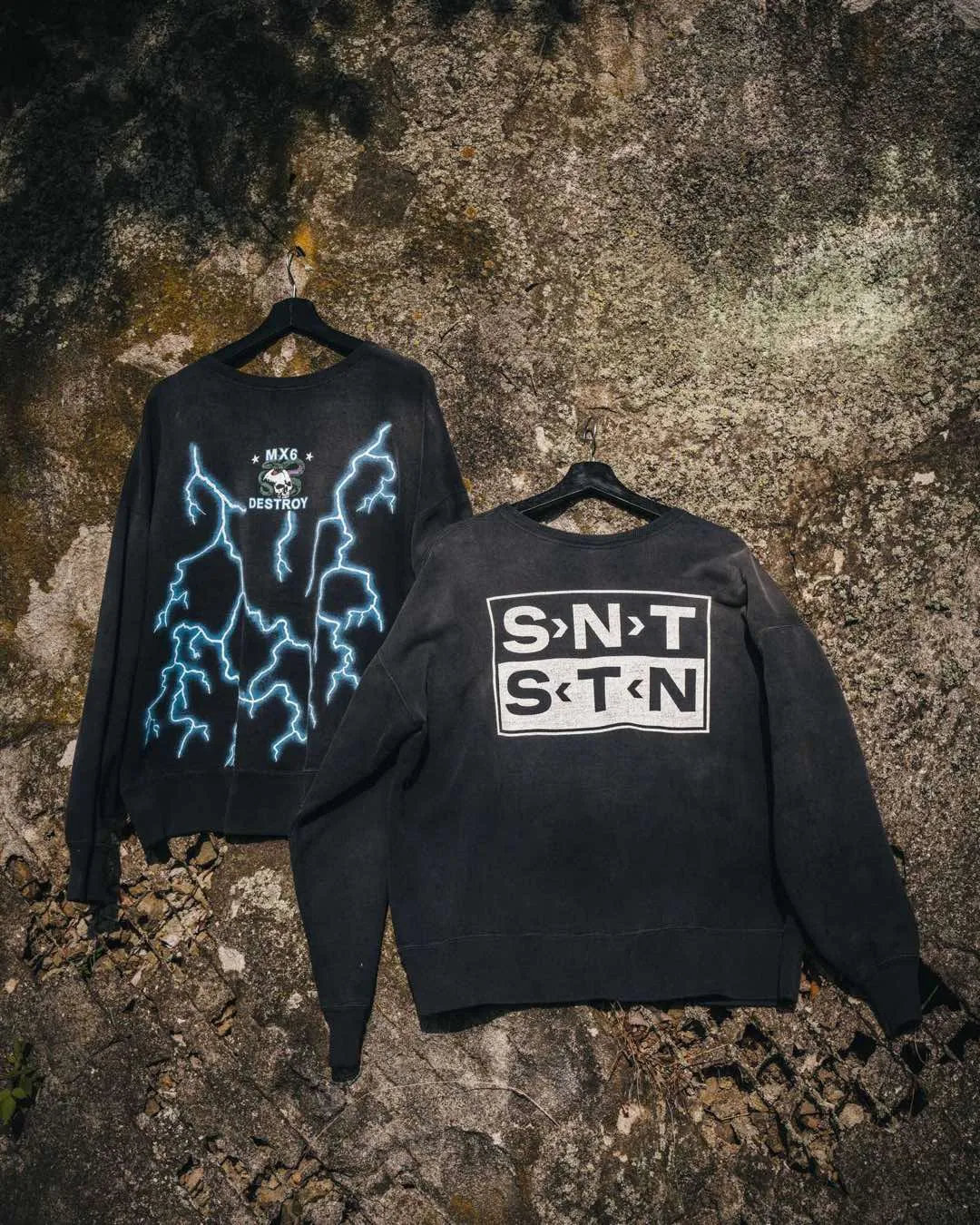 SAINT M ×